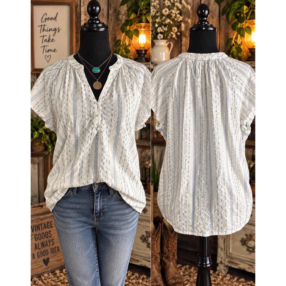 Time and Tru Textured Stripe V-Neck Top XXL 20 White Blue